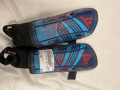 Used Brava Soccer Shin Guards Youth Navy Blue Youth 11490-S000269751