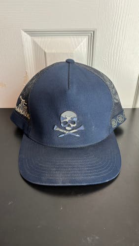 G-Fore Skull and Tees Adult SnapBack Adjustable Golf Hat Navy Blue BARELY USED