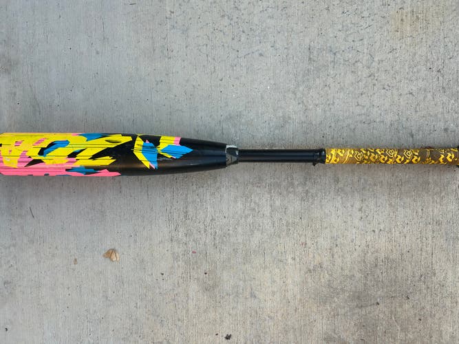 DeMarini Zoa Glitch Composite USSSA Certified Bat (-10) 19 oz 29" (Used)