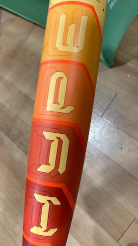 Used USSSA Certified 2025 Easton Hype Fire Composite Bat 30" (-10)