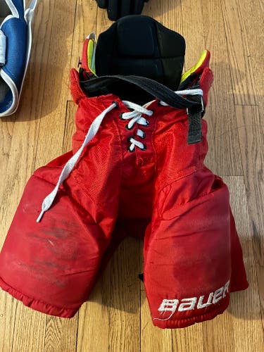 Youth Large Bauer Supreme Ultrasonic Hockey Pants (Used)