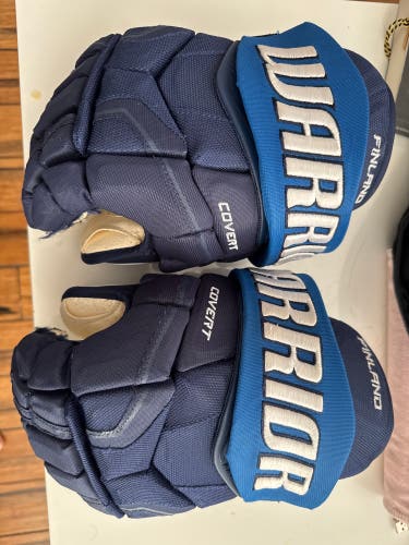 FOUR NATIONS Tourney!!  Warrior Covert QRE Gloves 13" Pro Stock (Used)