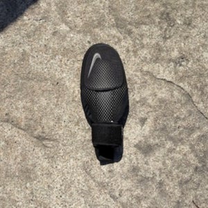 Nike Diamond Sliding Mitt (Used)