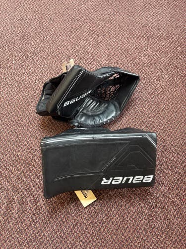 Bauer M5 Pro Glove and Blocker Set - Regular (Used)