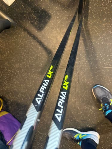 Senior Warrior Alpha LX Pro Right Handed Hockey Stick P92M 85 Flex Pro Stock (Used)