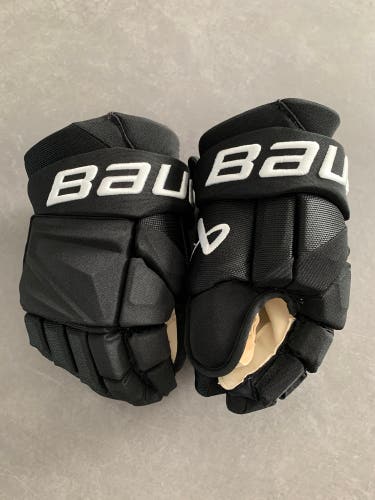 New Bauer Vapor Hyperlite Gloves 13" Pro Stock with single layer palms