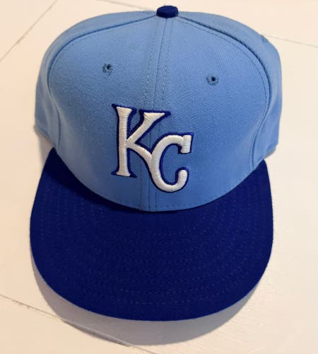 Kansas City Men's 7 1/4 New Era Hat (Used)