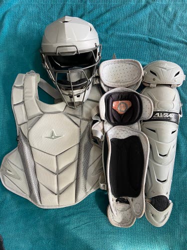 Silver All Star Catcher's Set (Used)