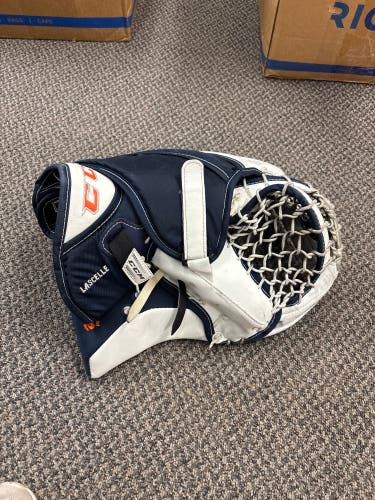 CCM EFlex 4 Regular Pro Stock (Used)