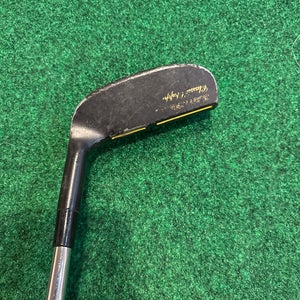 Golf Chipper: Slotline Classic Chipper golf club.