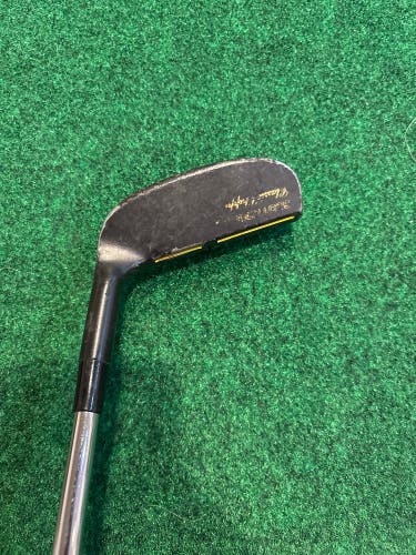 Golf Chipper: Slotline Classic Chipper golf club.