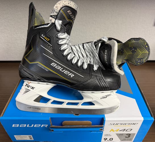 Bauer Supreme M40 Hockey Skates Extra Wide Width 9 (Used)