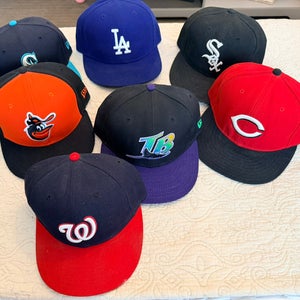 MLB 7 1/4 New Era HatS (Used)