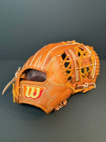 Rare Wilson Staff limited edition 100 year anniversary RH Infield Baseball Glove 11.5" (Used)