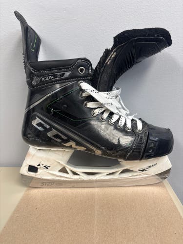 2021 CCM Ribcor 100k Pro Hockey Skates Wide Width 8 (Used)