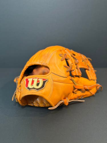 Rare Wilson Staff stock HWTDKH RH Infield Baseball Glove 11.5" (Used)
