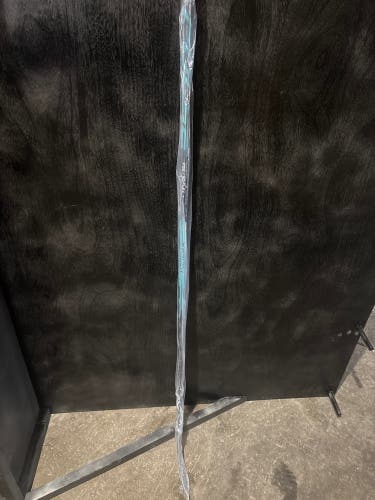 Junior Bauer Pulse Right Handed Hockey Stick P92 50 Flex (New)