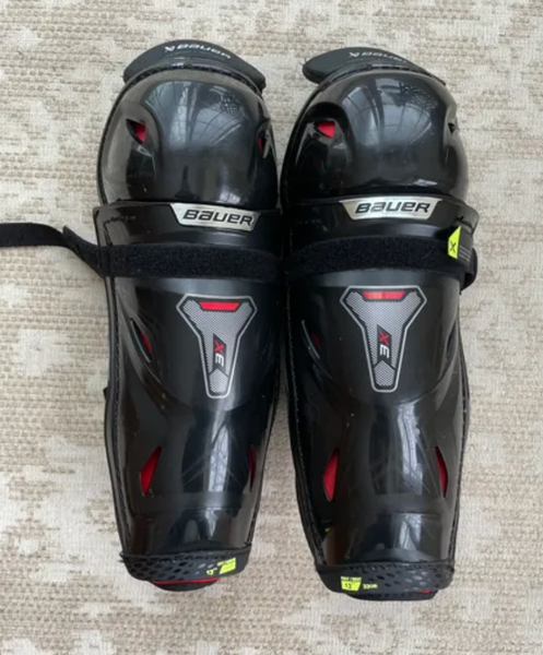 Intermediate Bauer Vapor 3X 13" Shin Pads (New)