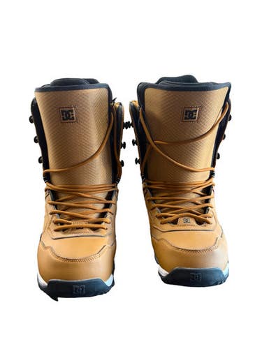 Used DC Shoes Mutiny 2023 Mens Snowboard Boots Brown Senior 12 10299-S000307710