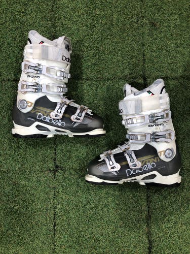 Mondo 24 & 24.5 Dalbello Avanti 85 W Ski Boots (Used)