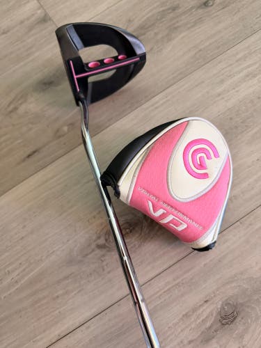 Cleveland VP5 Womens Mallet Putter Right Handed RH 33” CG  Steel Black And Pink