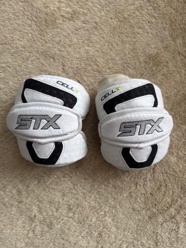 Adult STX Cell V Arm Pads (Used)