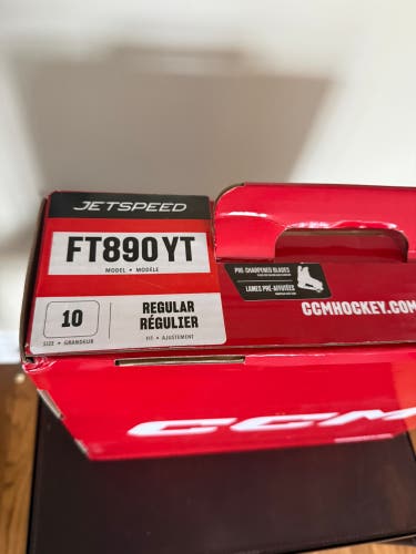 CCM JetSpeed FT2 Youth Hockey Skates Regular Size 10 Youth (Like New)