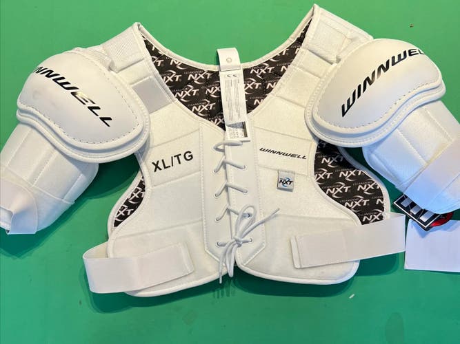 New Winnwell Classic Shoulder Pads | Senior XL