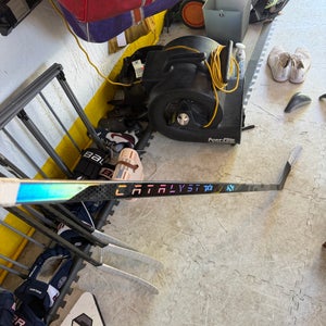 Senior True Catalyst 7x3 Left Hand Hockey Stick T28 75 Flex (Used)