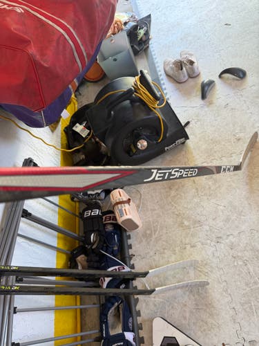 Senior CCM JetSpeed FT2 Left Hand Hockey Stick Heel Pattern 80 Flex Pro Stock (Used)