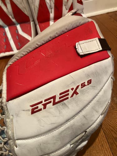CCM EFLEX 5.9 Intermediate Goalie Glove & Blocker