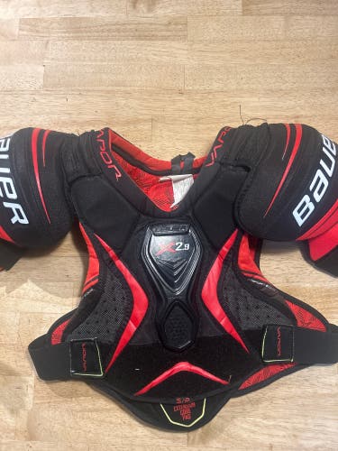 Men's Small Senior Bauer Vapor X2.9 Shoulder Pads (Used)