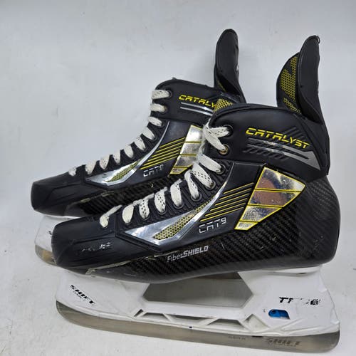 Black/Yellow True Catalyst 9 Hockey Skates Extra Wide Width 10.5 (Used)