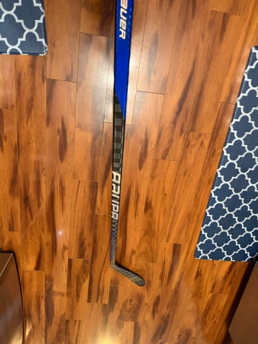 Senior Bauer Nexus Sync Left Hand Hockey Stick P28 95 Flex (Used)