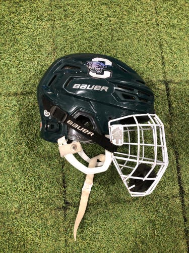 Green Medium Bauer Re-Akt 150 Helmet (Used)
