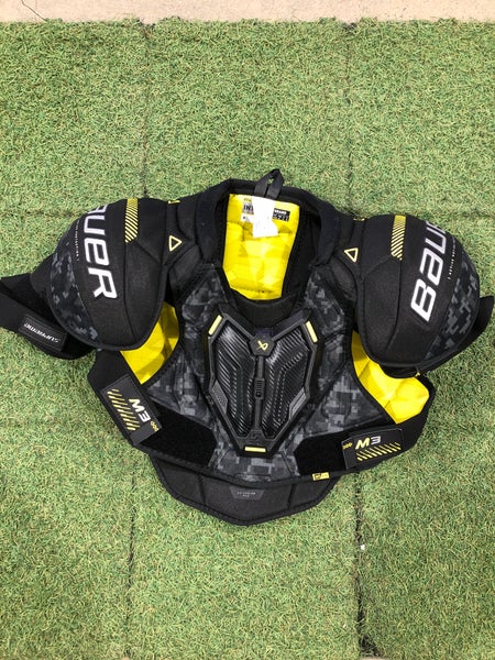 Large Intermediate Bauer Supreme M3 Shoulder Pads (Used)