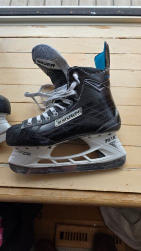 Bauer Nexus 8000 Skates – Size 7D (Wide Fit) – New Steel + LightSpeed Edge