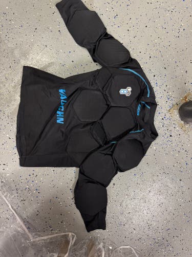 Velocity VE8 Padded Goalie Shirt