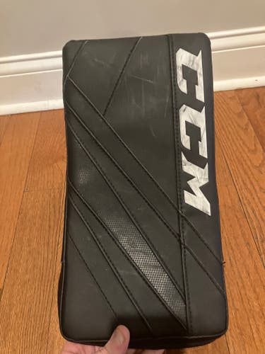 CCM Extreme Flex 5.5 Regular (Used)
