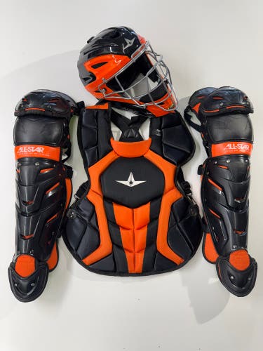 Intermediate All Star System 7 Axis Catcher's Set Black/Orange(Used)