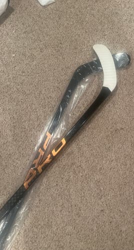 2 pack pro stock mystery stick RH 80 flex P86 Jack Hughes curve. Rh Hockey sticks