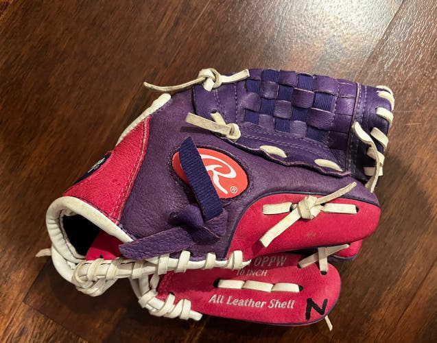 Rawlings Highlight Right Hand Throw Softball Glove 10" (Used)