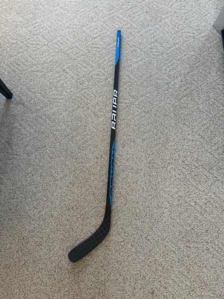 Senior Bauer Team Nexus Right Handed Hockey Stick P88 77 Flex (New)
