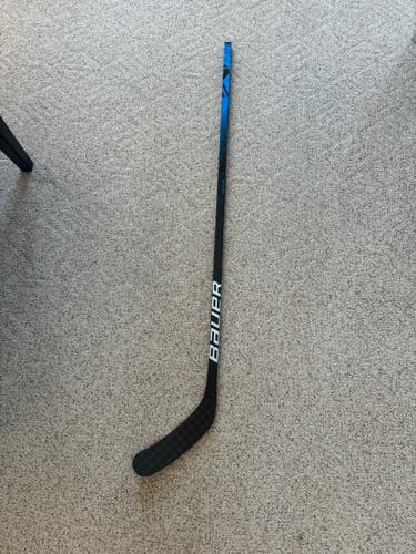 Senior Bauer Team Nexus Right Handed Hockey Stick P92M 77 Flex (Used)