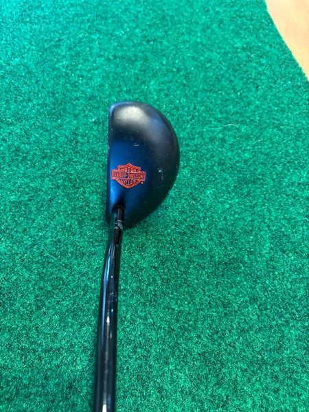 Golf Putter: Harley-Davidson branded mallet-style putter featuring the iconic Motor Company logo.