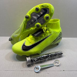Men's Size M 8.5 (W 9.5) Nike Mercurial Superfly Cleats (New)