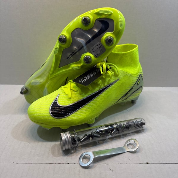 Men's Size M 8.5 (W 9.5) Nike Mercurial Superfly Cleats (New)
