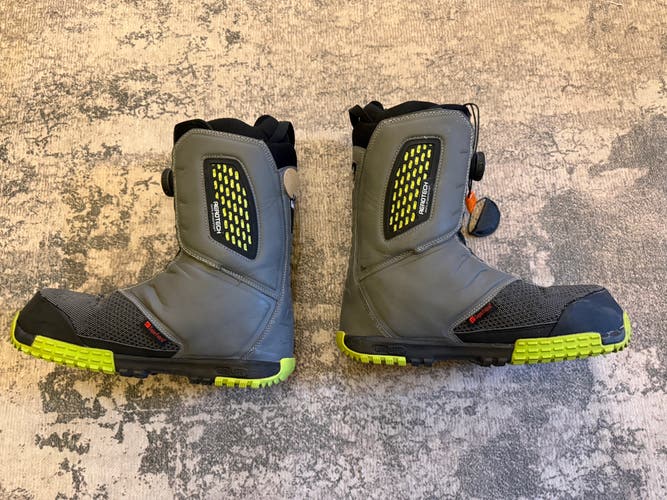 Men's Size M 12.0 (W 13.0) DC Judge Snowboard Boots (Used)