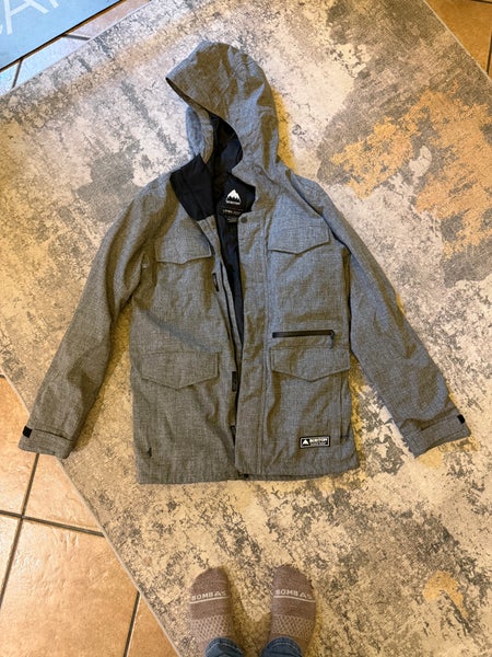 Gray Men's Large Burton Jacket (Used)