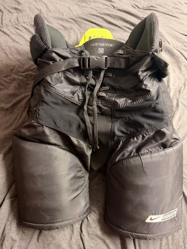 Men's Senior Medium Bauer Supreme 50 Hockey Pants (Used)